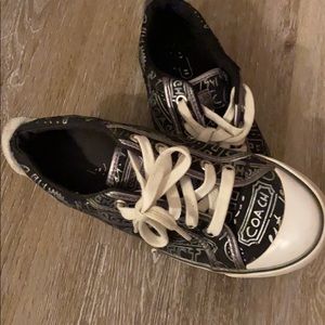 Size 6 coach sneakers